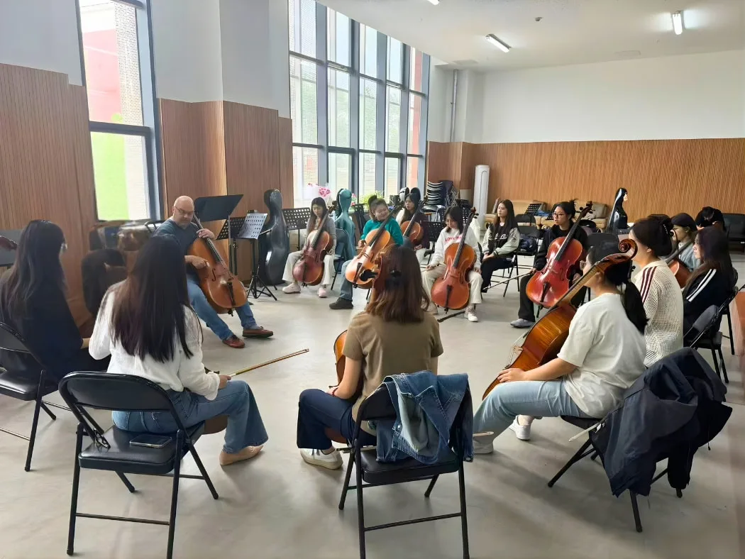 Dr. Roman Teaching in China