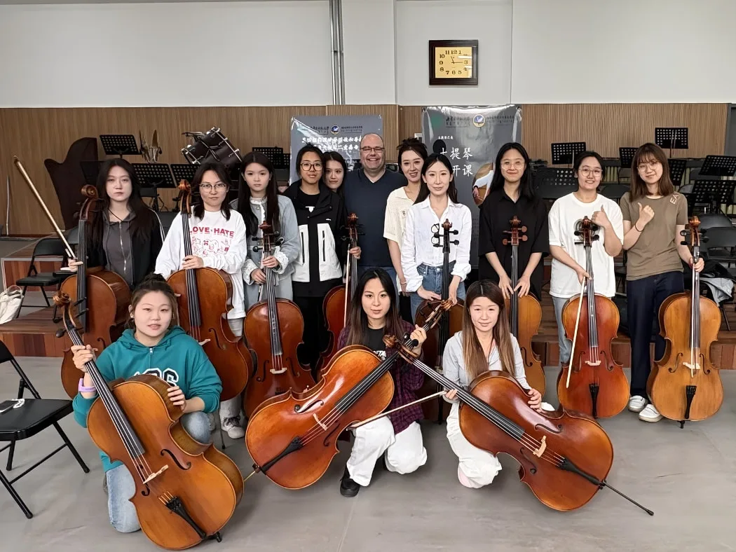 Dr. Roman Teaching in China